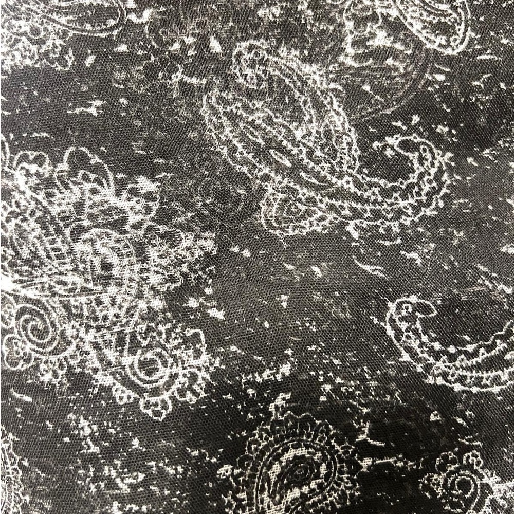 Black & White Paisley Fringe Wrap - Picture 3 of 4